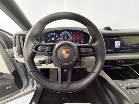 Certified 2026 Porsche Cayenne Coupe AWD/4WD image 20