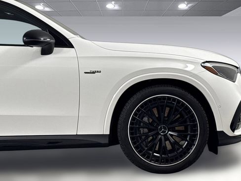 Certified 2024 Mercedes-Benz GLC 43 AMG 4MATIC image 35