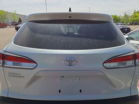 Used 2025 Toyota Corolla Cross L image 5