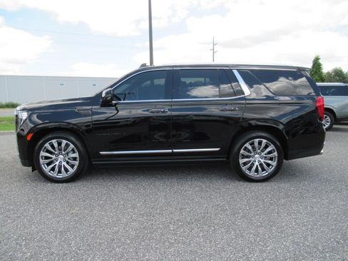 Used 2024 GMC Yukon Denali w/ Denali Reserve Package AWD/4WD image 4