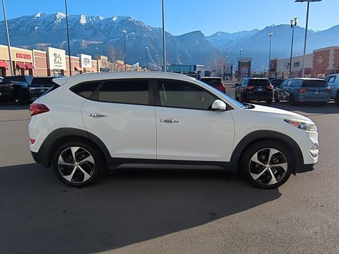 Used 2016 Hyundai Tucson Limited image 2