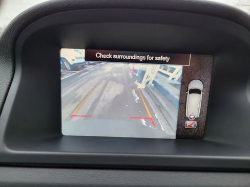 Used 2014 Volvo XC70 T6 image 10