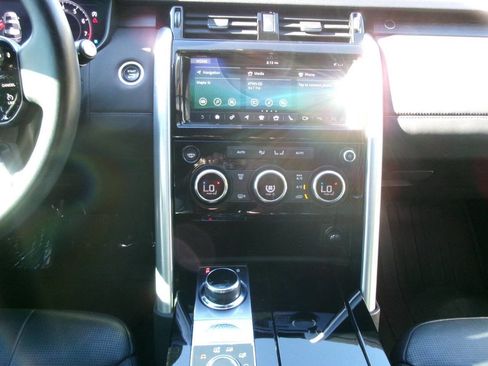 Used 2019 Land Rover Discovery HSE AWD/4WD image 20