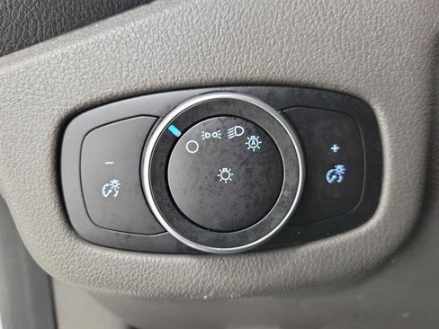 Used 2020 Ford Transit Connect XL image 16