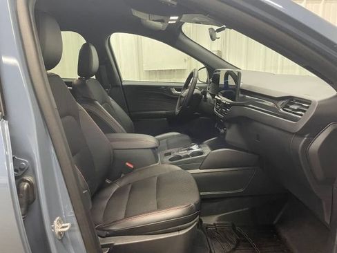 Used 2026 Ford Escape ST-Line w/ Tech Pack #1 AWD/4WD image 16