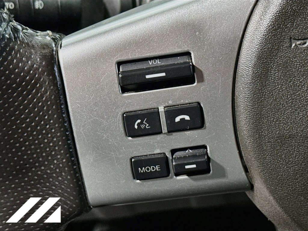 Used 2018 Nissan Frontier PRO-4X AWD/4WD image 12