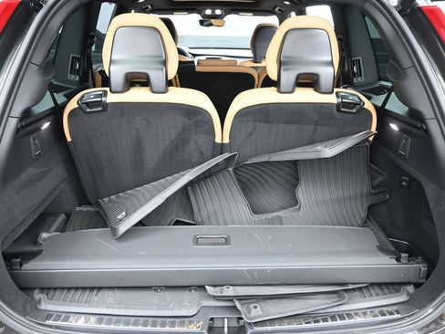 Certified 2024 Volvo XC90 T8 Ultimate w/ Protection Package Premier AWD/4WD image 20