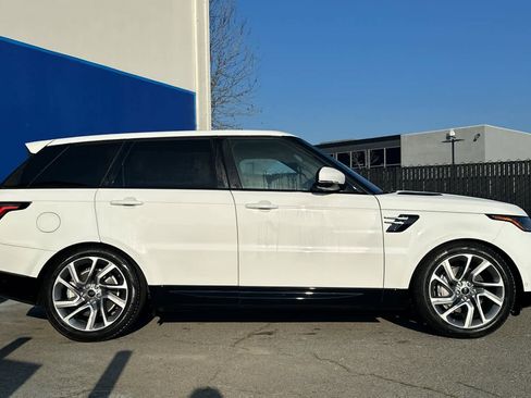 Used 2019 Land Rover Range Rover Sport HSE image 2