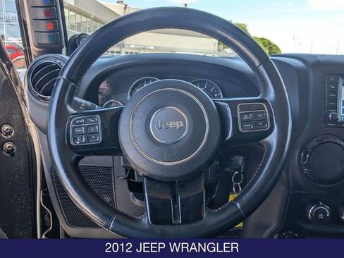 Used 2012 Jeep Wrangler Unlimited Sahara AWD/4WD image 16