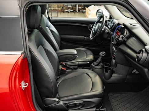 Used 2014 MINI Cooper 2-Door Hardtop FWD image 22