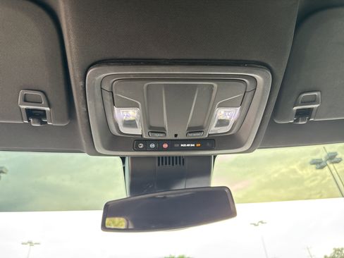 Used 2022 GMC Sierra 1500 SLT image 26