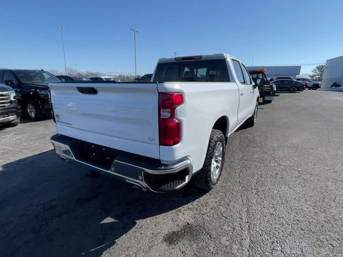 Certified 2024 Chevrolet Silverado 1500 LT image 9