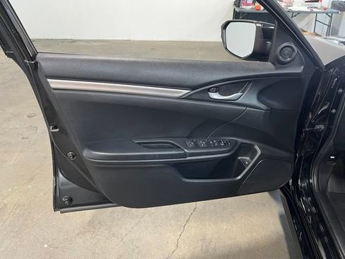 Used 2020 Honda Civic Sport image 24