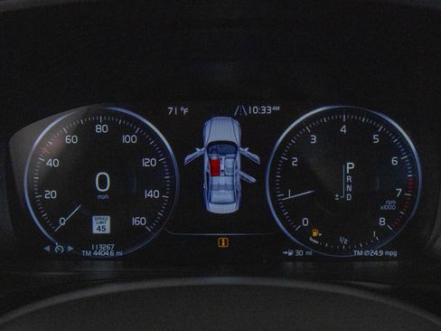 Used 2019 Volvo S60 T6 R-Design image 16