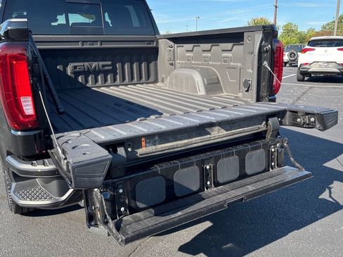 Used 2025 GMC Sierra 1500 Denali w/ Denali Reserve Package AWD/4WD image 23