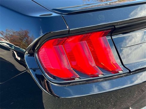 Used 2020 Ford Mustang GT Premium w/ Equipment Group 401A image 15
