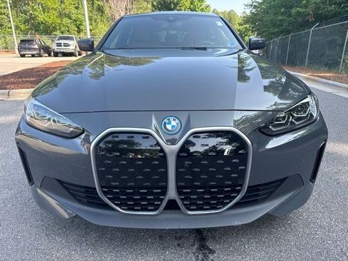 Used 2022 BMW i4 eDrive40 RWD image 2
