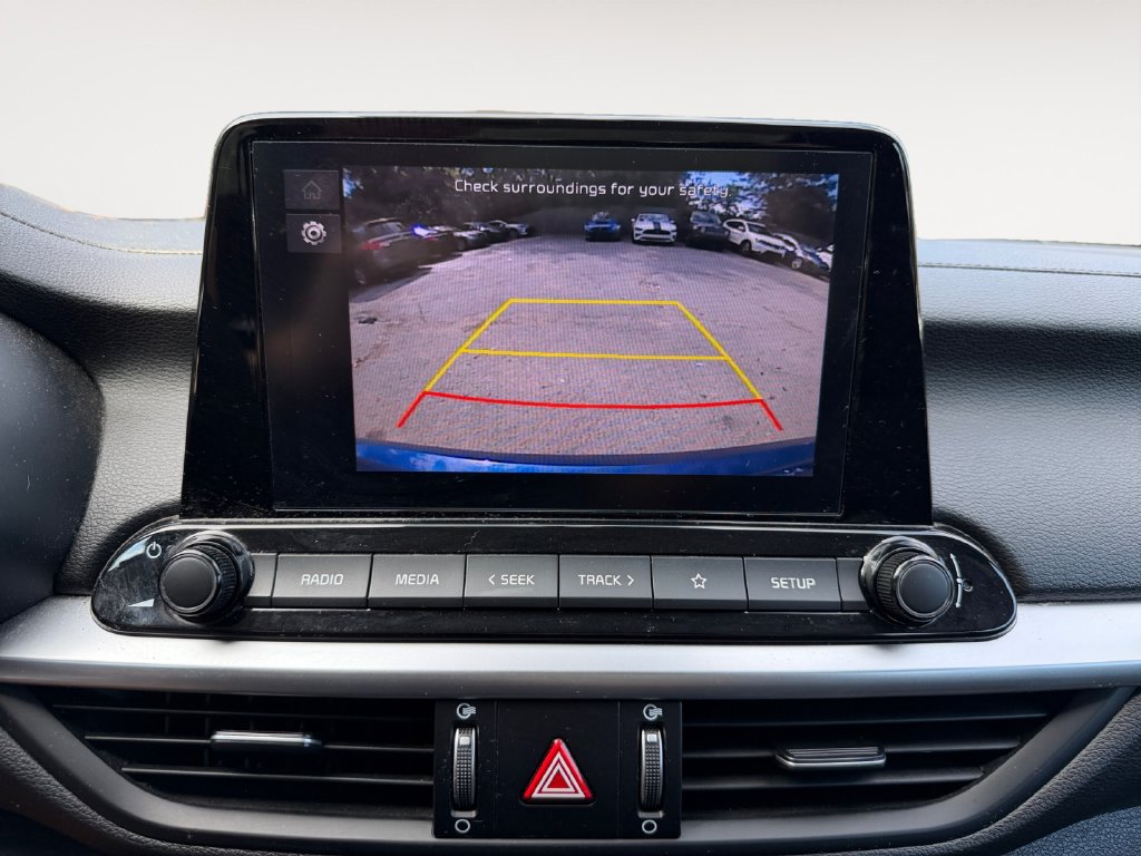 Used 2023 Kia Forte LXS w/ LXS Technology Package FWD image 9