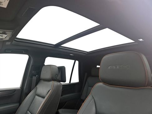 New 2026 GMC Yukon AT4 w/ AT4 Premium Plus Package AWD/4WD image 24