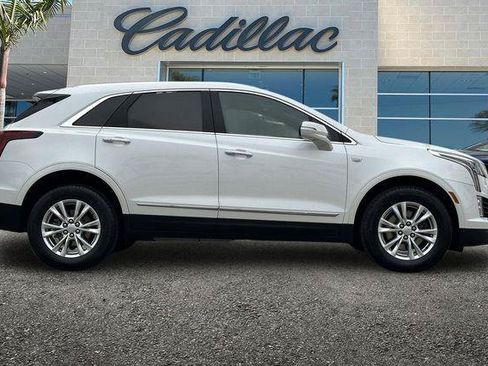 Used 2023 Cadillac XT5 Luxury FWD image 3