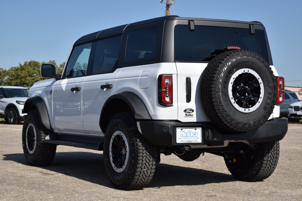New 2026 Ford Bronco Outer Banks w/ Sasquatch Package AWD/4WD image 10