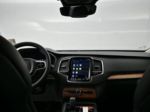 Used 2023 Volvo XC90 T8 Plus w/ Protection Package Premier image 11