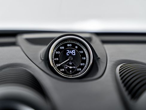 Used 2022 Porsche 718 Boxster Spyder image 39