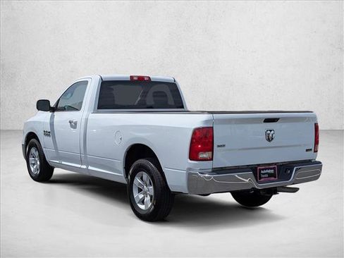 Used 2017 RAM 1500 Classic SLT RWD image 7