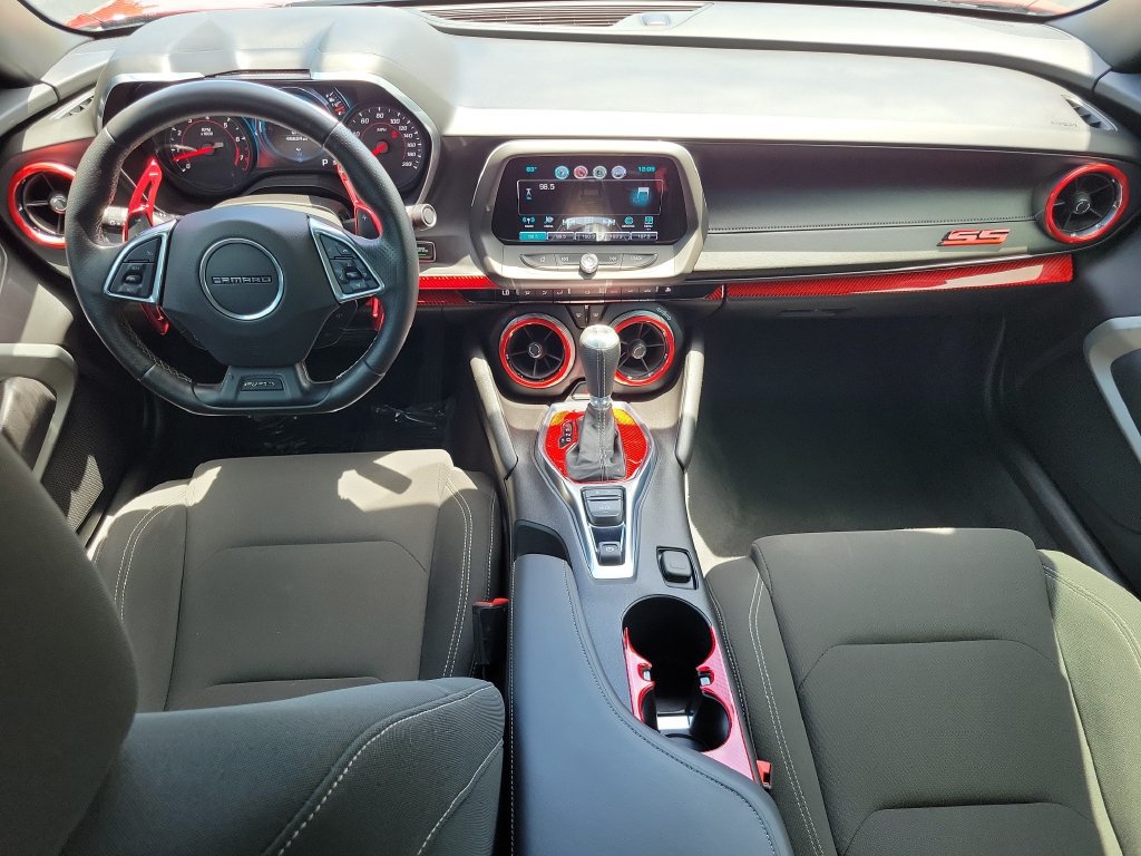 Used 2017 Chevrolet Camaro SS RWD image 18