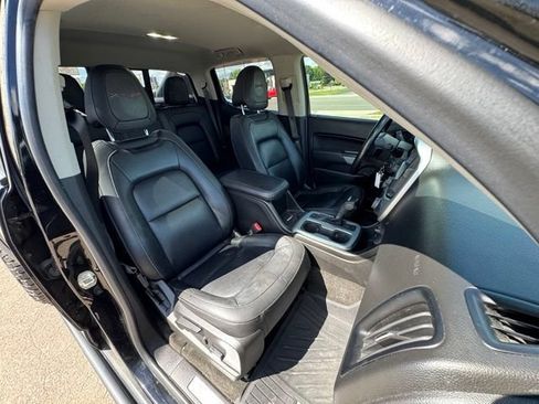 Used 2018 Chevrolet Colorado ZR2 w/ ZR2 Midnight Special Edition AWD/4WD image 11