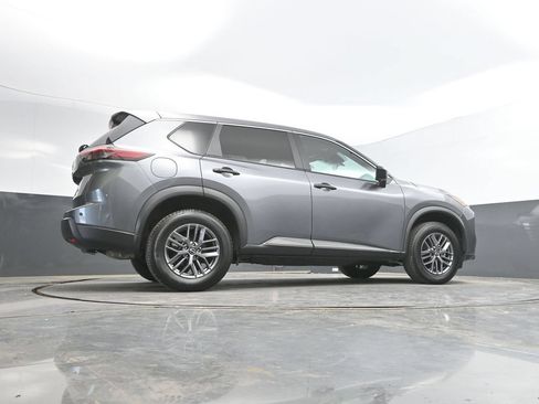 Used 2024 Nissan Rogue S AWD/4WD image 41