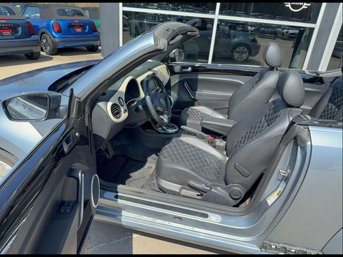 Used 2019 Volkswagen Beetle 2.0T Final Edition SEL image 5