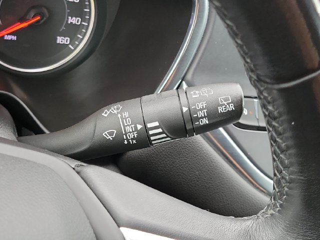 Used 2020 Chevrolet Blazer LT FWD image 18