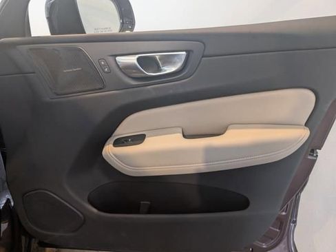 Used 2026 Volvo XC60 B5 Plus w/ Climate Package image 30