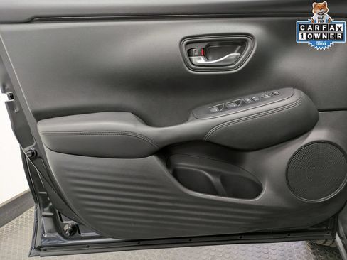 Used 2024 Honda HR-V LX image 8