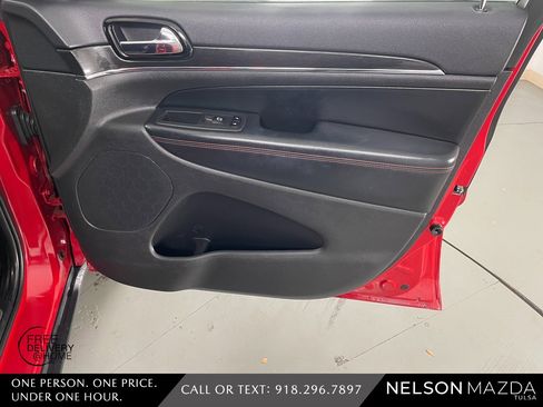 Used 2020 Jeep Grand Cherokee Trailhawk image 52