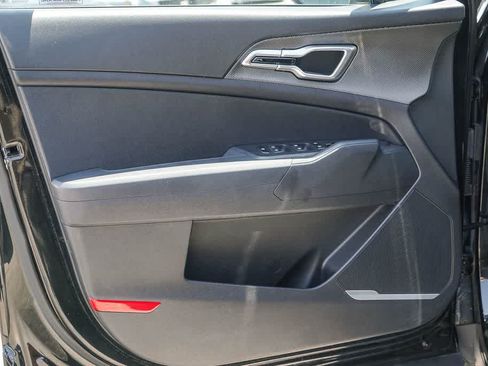Certified 2023 Kia Sportage LX AWD/4WD image 19