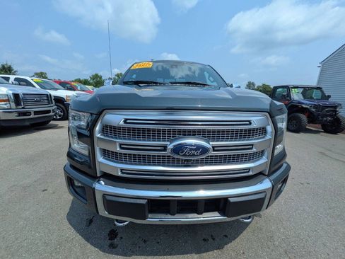 Used 2015 Ford F150 Platinum w/ Equipment Group 701A Luxury AWD/4WD image 5