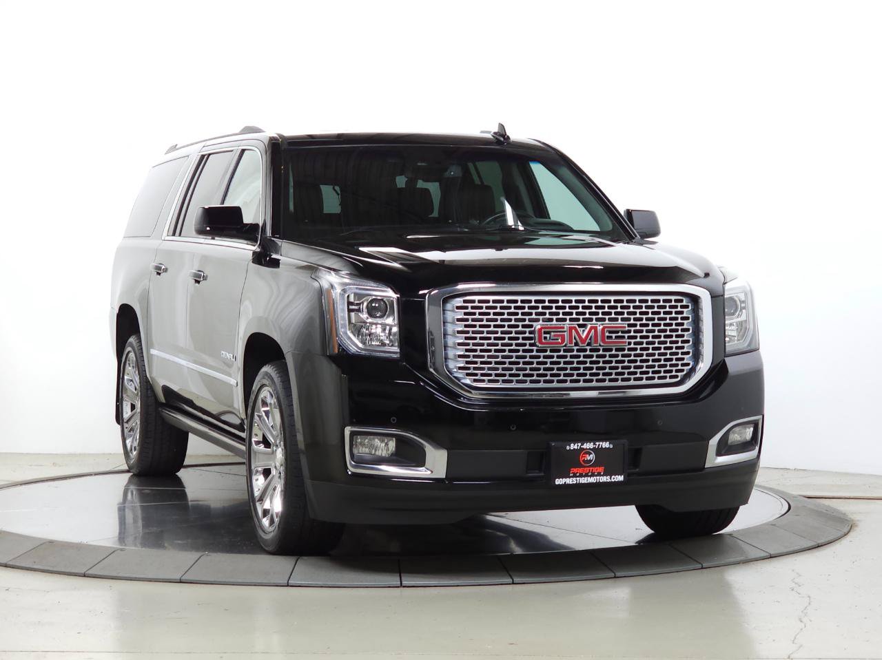 Used 2017 GMC Yukon XL Denali w/ Open Road Package AWD/4WD image 10