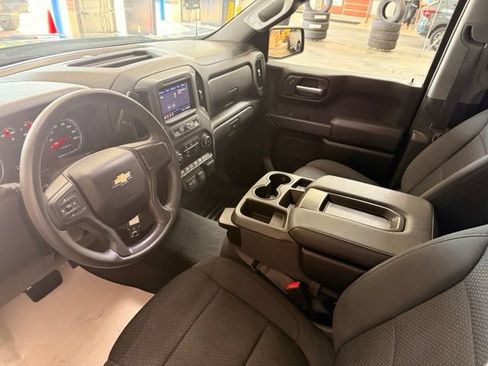 Used 2021 Chevrolet Silverado 1500 Custom AWD/4WD image 8