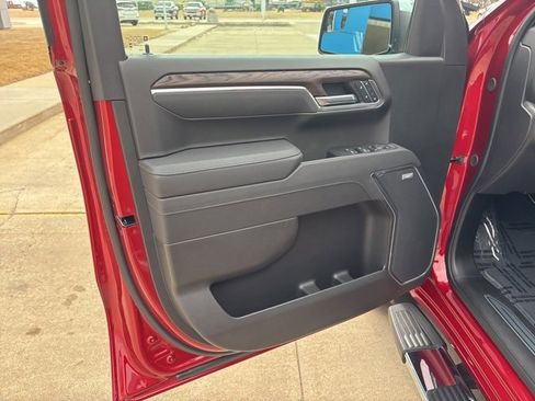 Used 2026 GMC Sierra 1500 SLT w/ SLT Premium Package image 12