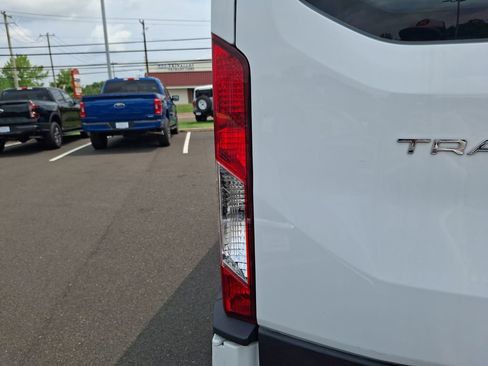 Used 2025 Ford Transit 250 Low Roof w/ Exterior Upgrade Package RWD image 27