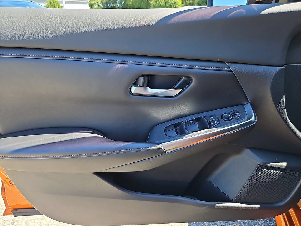 Used 2022 Nissan Sentra SR FWD image 13