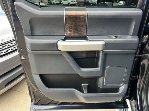 Used 2022 Ford F250 Lariat w/ Lariat Value Package image 20