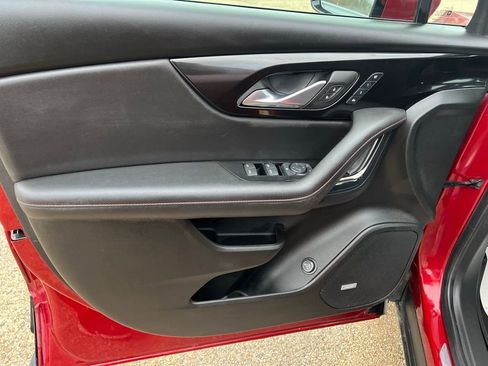 Used 2023 Chevrolet Blazer RS w/ Enhanced Convenience Package image 31