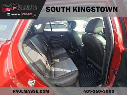 Certified 2024 Chevrolet Trax LT w/ Driver Confidence Package image 11