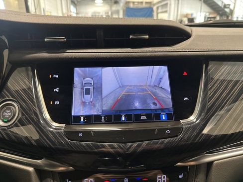 Used 2025 Cadillac XT6 Premium Luxury w/ Technology Package image 27