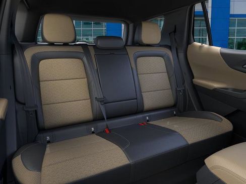 New 2026 Chevrolet Equinox ACTIV w/ Safety and Technology Package AWD/4WD image 41