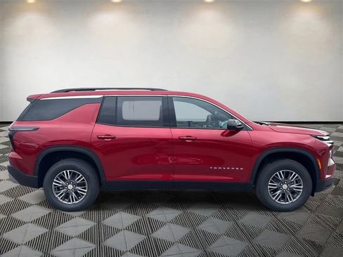 New 2026 Chevrolet Traverse LT w/ Driver Confidence Package image 6