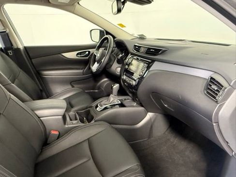 Used 2020 Nissan Rogue Sport SL w/ Premium Package image 50